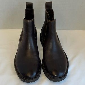 🔥 BORN slip on boots. New out of box 10M Dark Brown